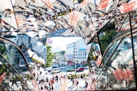 entrance-of-tokyu-plaza